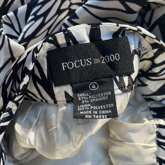 White & Black Silky Circle Skirt - Picture 4 of 5